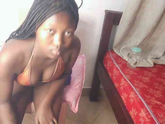AmaniG webcam