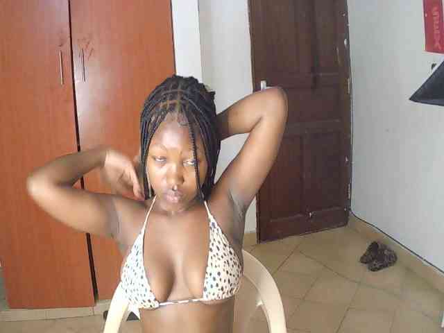 AmaniG webcam