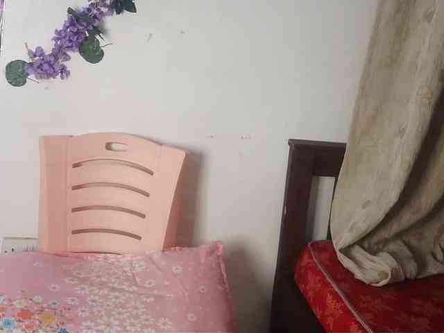 AmaniG webcam