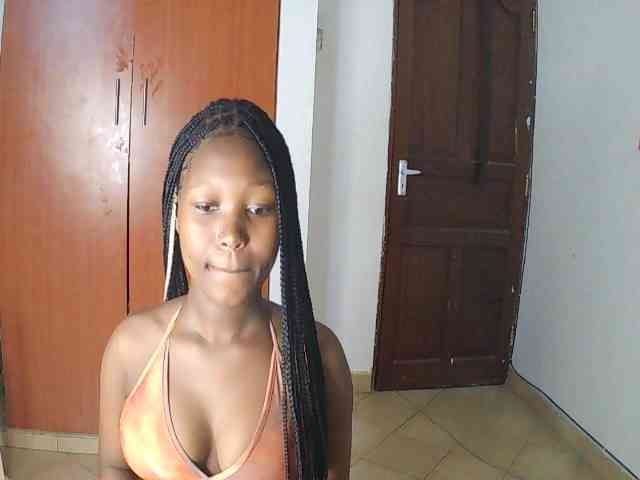 AmaniG webcam