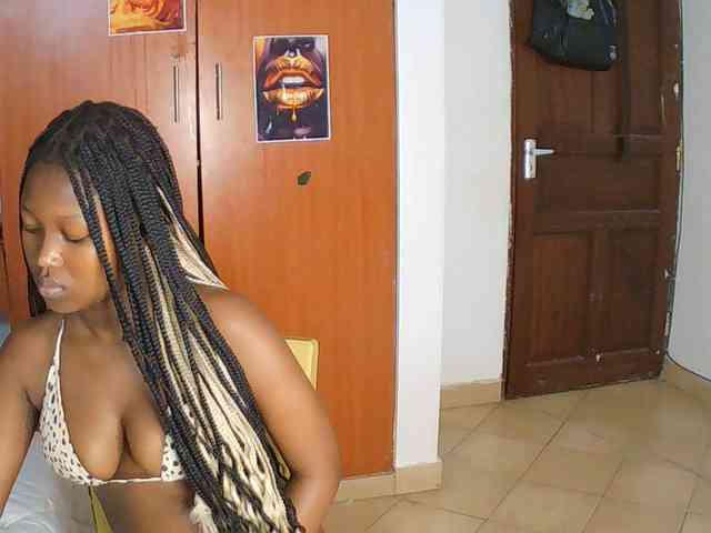 AmaniG webcam