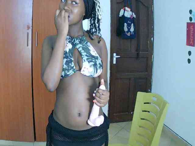 AmaniG webcam