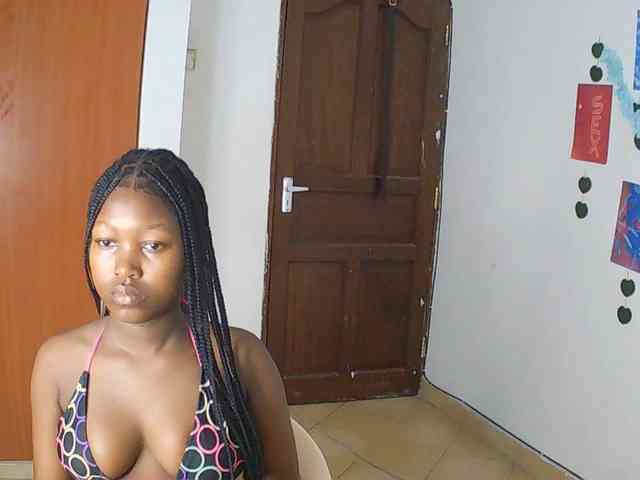 AmaniG webcam