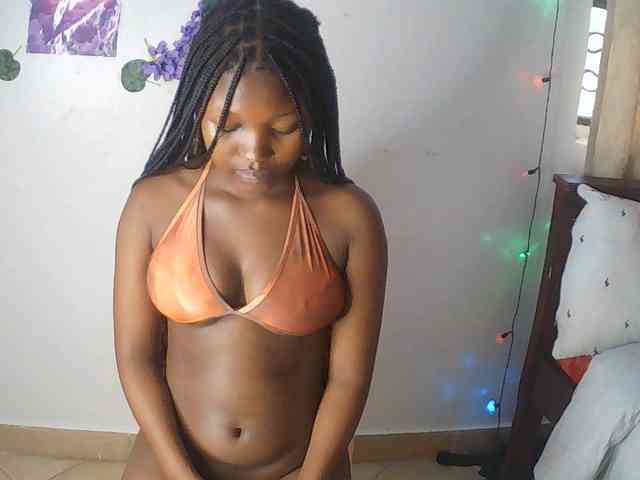 AmaniG webcam