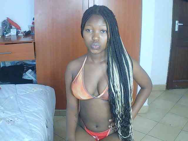 AmaniG AmaniG