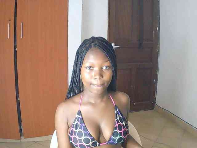 AmaniG webcam