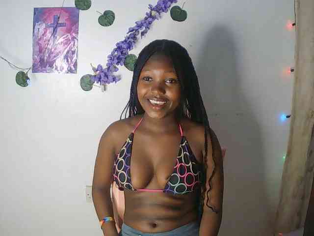 AmaniG webcam