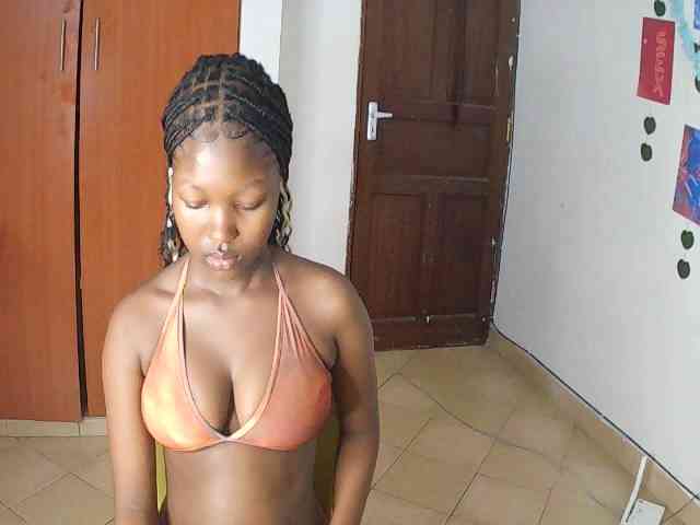 AmaniG webcam
