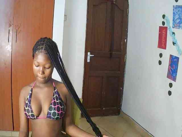 AmaniG webcam