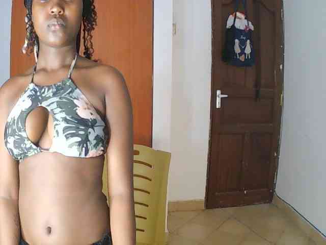 AmaniG webcam