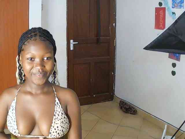 AmaniG webcam