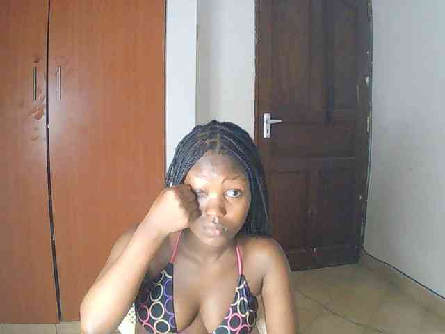 AmaniG webcam