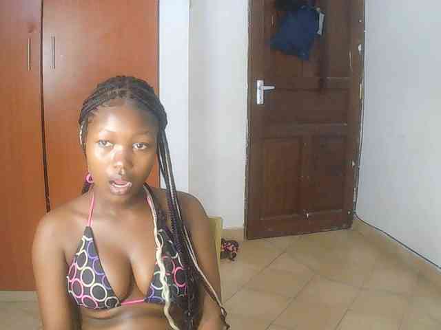 AmaniG webcam