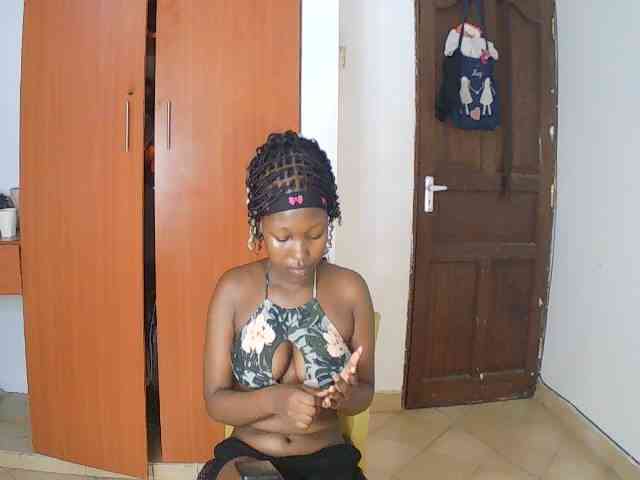 AmaniG webcam