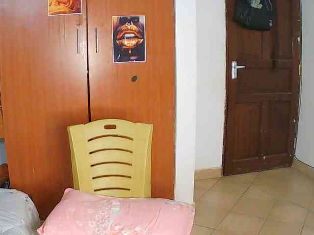 AmaniG webcam