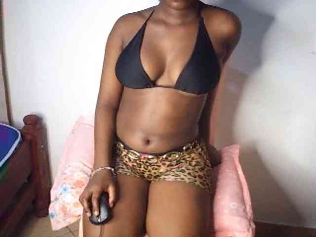 AmaniG webcam