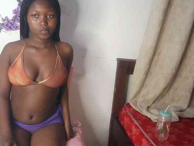 AmaniG webcam