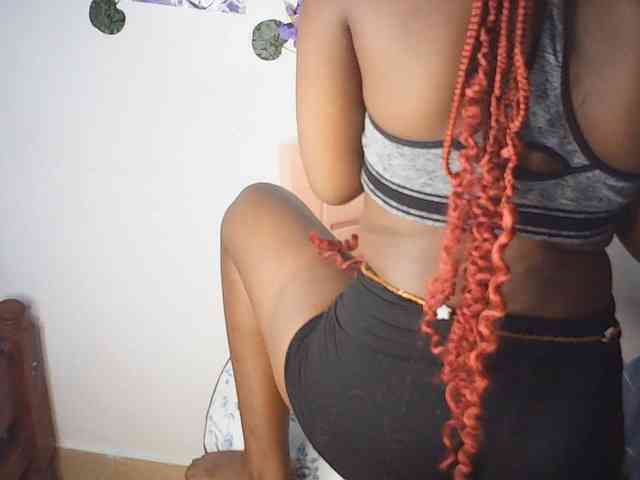 AmaniG webcam