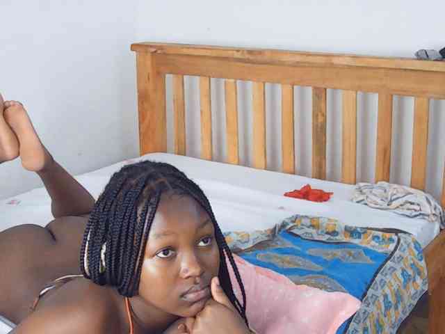 AmaniG webcam