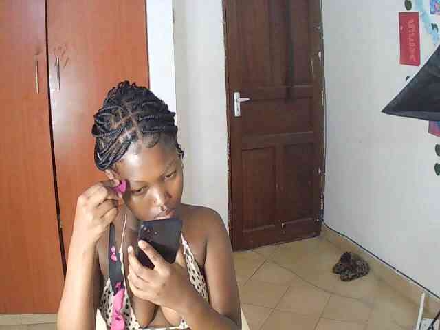 AmaniG webcam