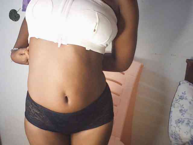 AmaniG webcam