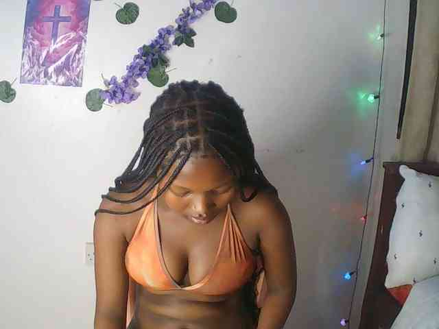 AmaniG webcam