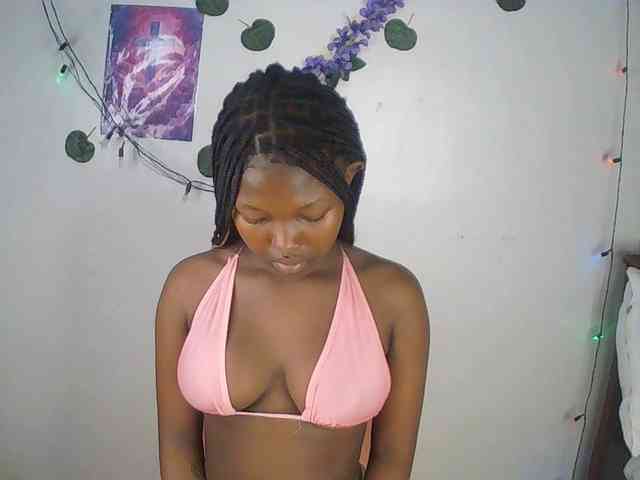 AmaniG webcam