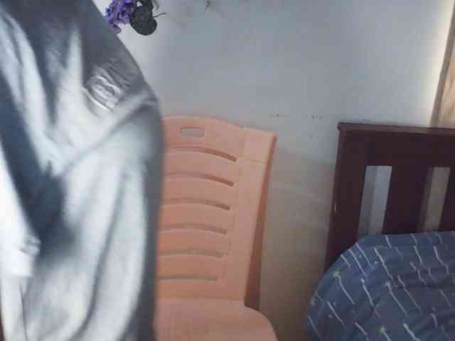 AmaniG webcam