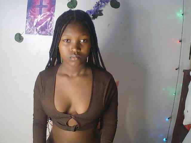 AmaniG webcam