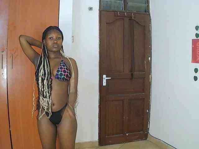 AmaniG Sex Cam Show
