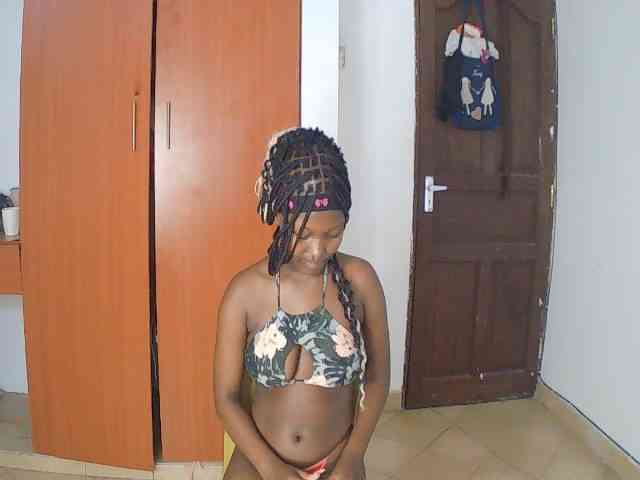 AmaniG webcam
