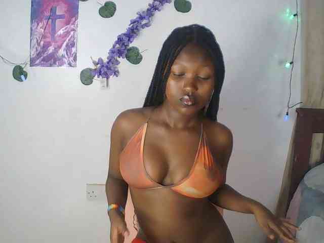 AmaniG webcam