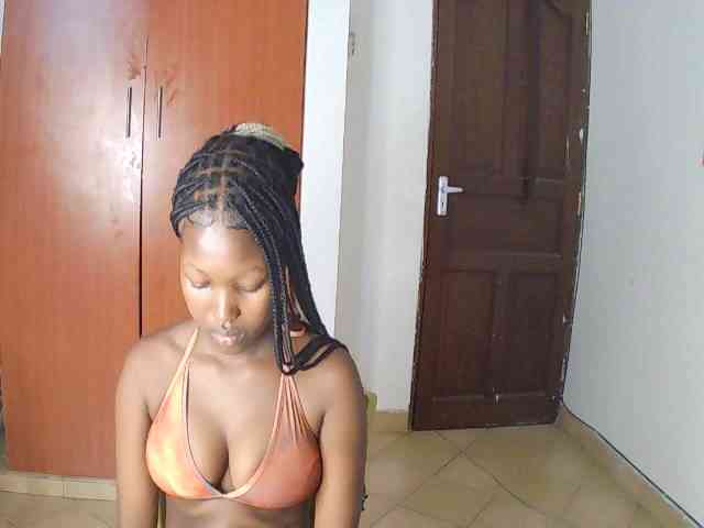 AmaniG webcam