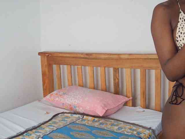 AmaniG webcam