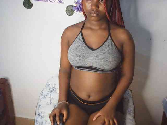AmaniG webcam