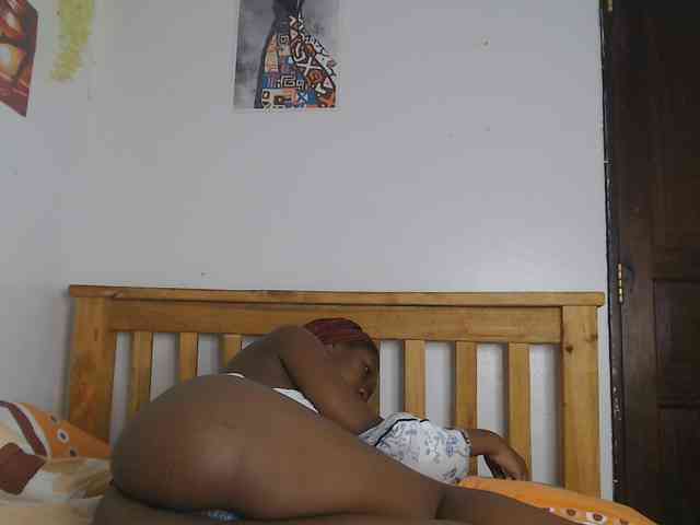 AmaniG webcam