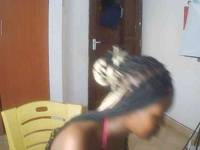 AmaniG webcam