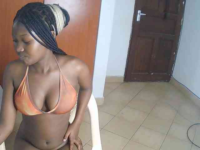 AmaniG webcam