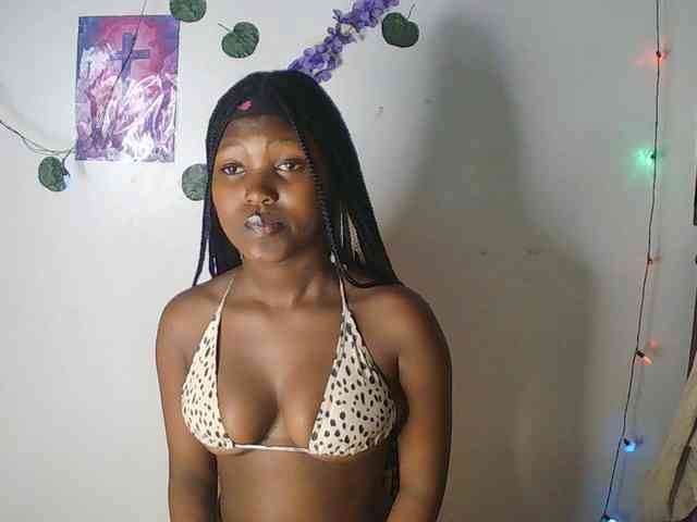 AmaniG webcam