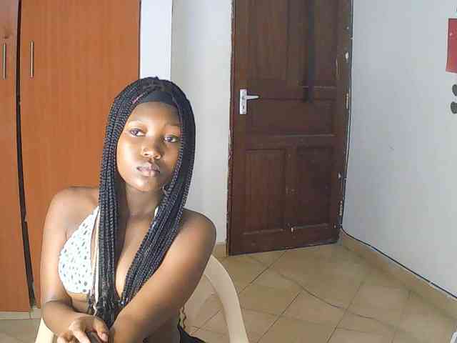 AmaniG webcam