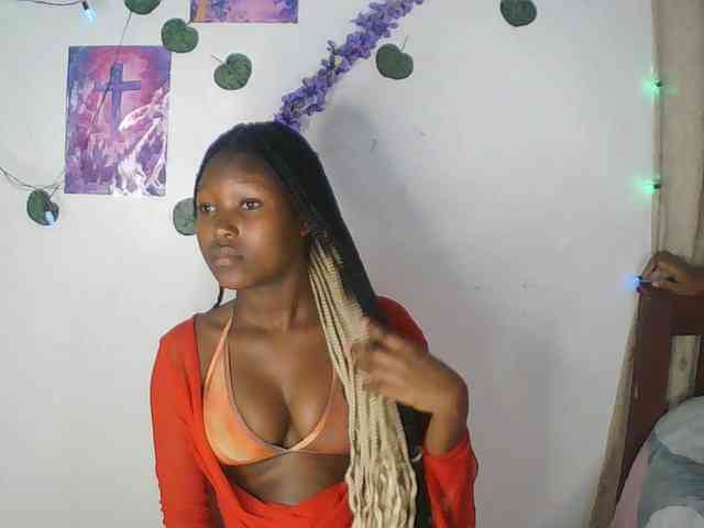 AmaniG webcam