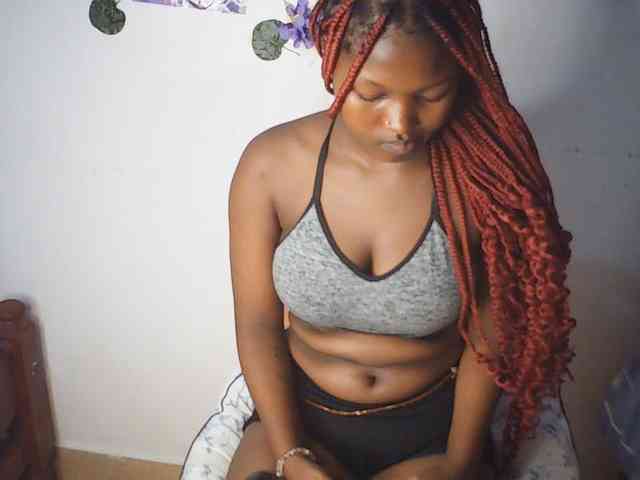 AmaniG webcam