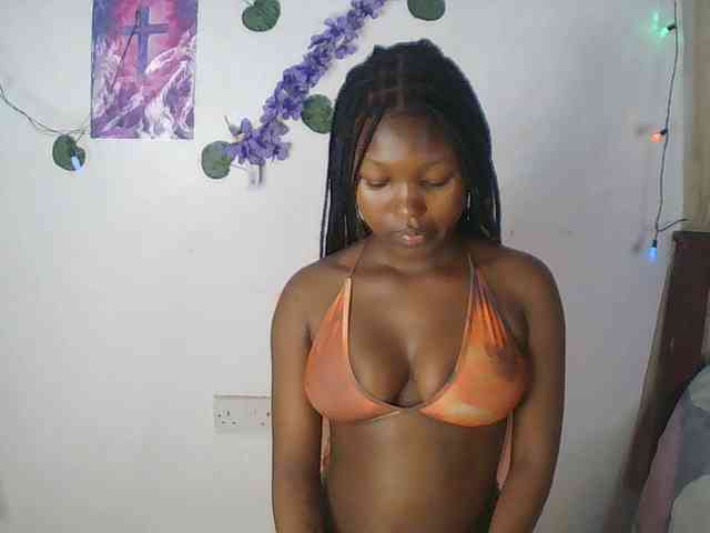 AmaniG webcam