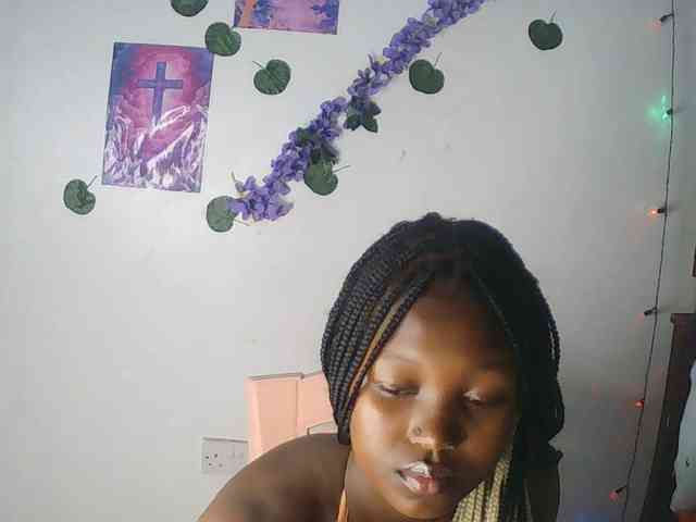 AmaniG webcam