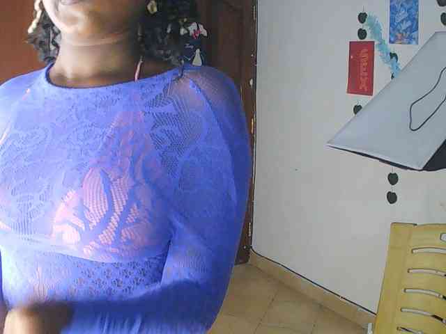 AmaniG webcam
