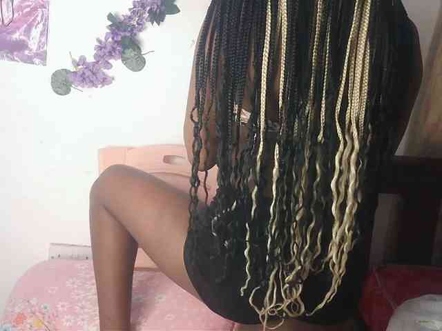AmaniG AmaniG