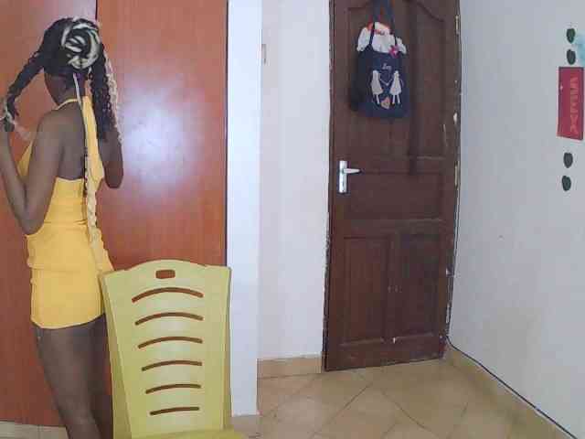 AmaniG webcam