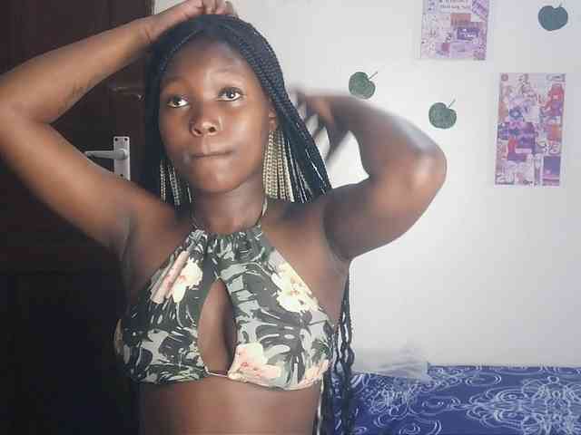 AmaniG webcam