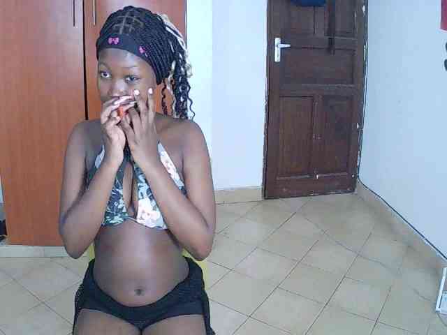 AmaniG webcam