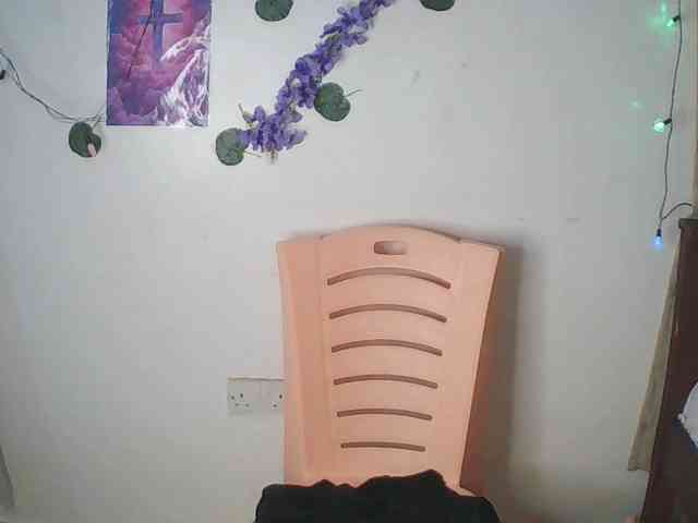 AmaniG webcam